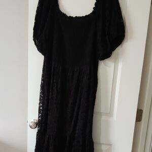 Elegant Black Lace Dress